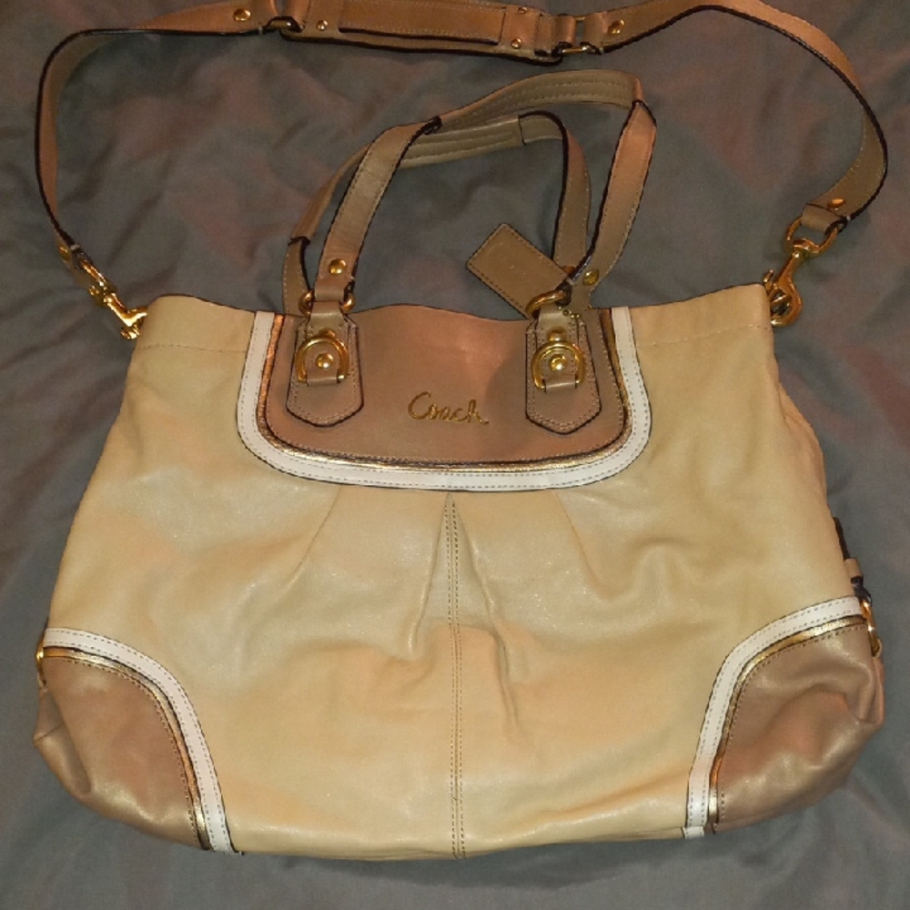 Coach Beige Gold and White Leather Shoulder Bag